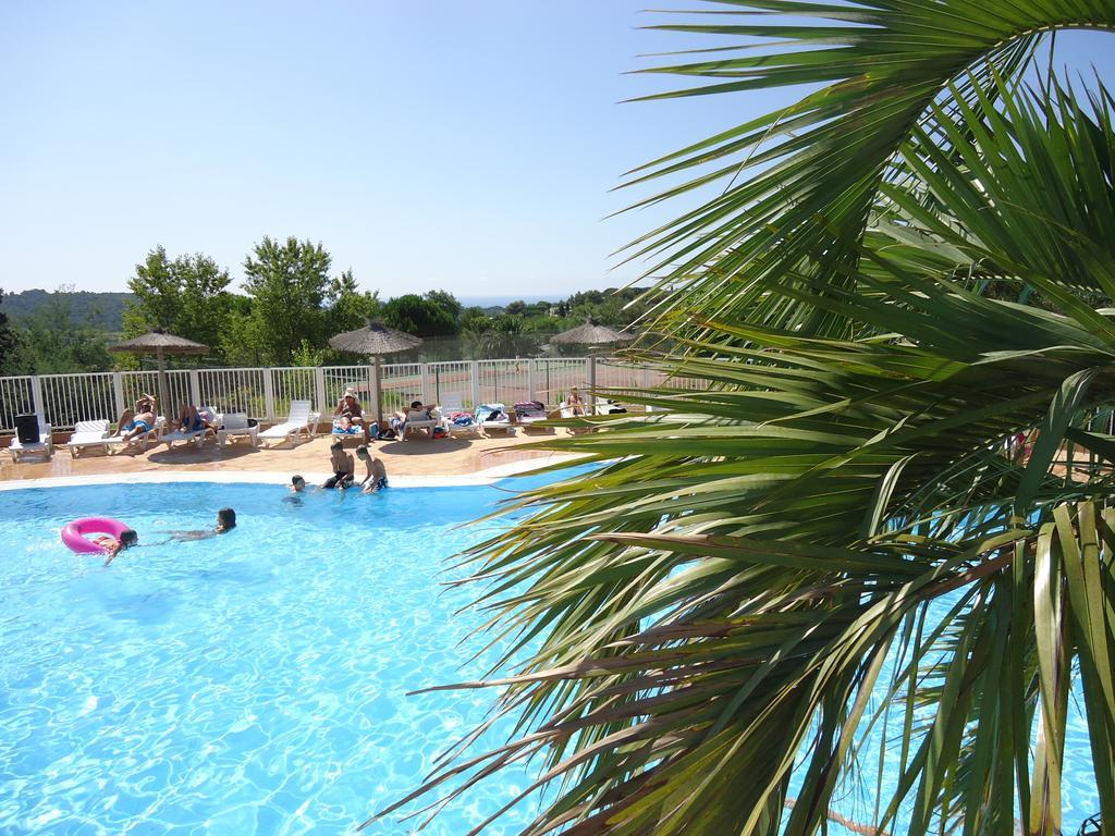 Le Parc Des Chenes Vakantiepark La Croix-Valmer